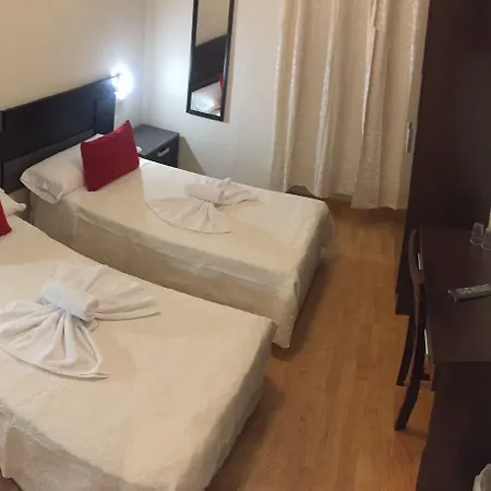 Salamanca Home בית הארחה סלאמנקה