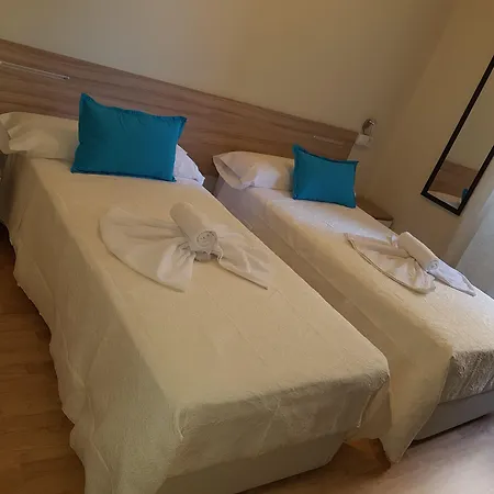 Salamanca Home בית הארחה *