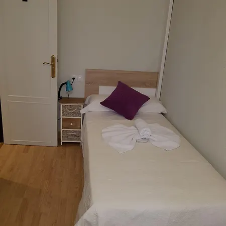 Salamanca Home בית הארחה *