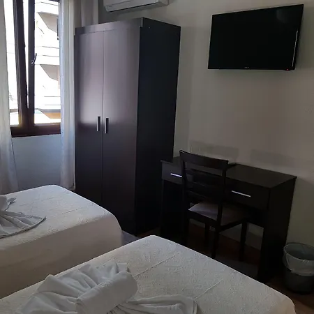 Salamanca Home בית הארחה